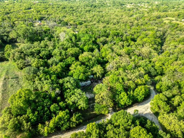 813 County Road 3680, Paradise, TX 76073