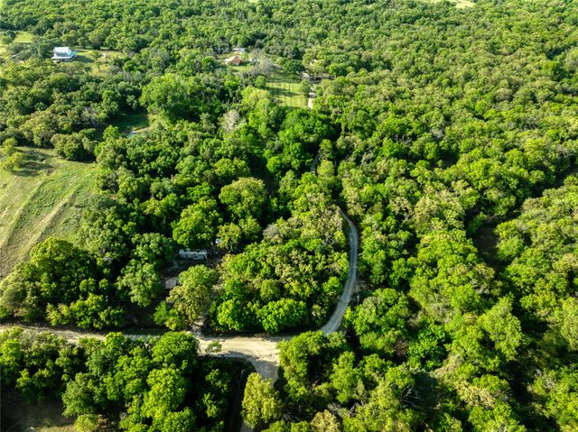813 County Road 3680, Paradise, TX 76073