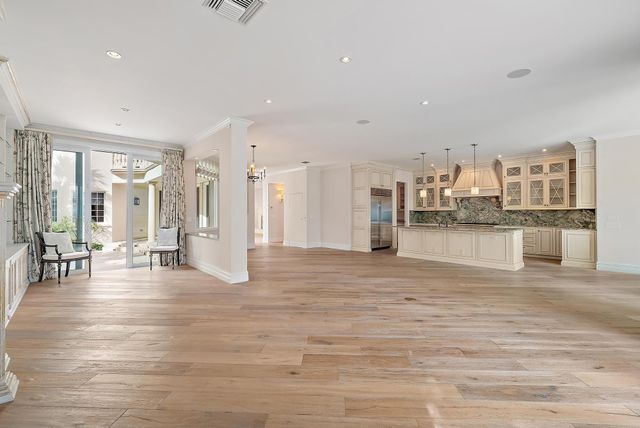 712 Ocean Drive, Juno Beach, FL 33408