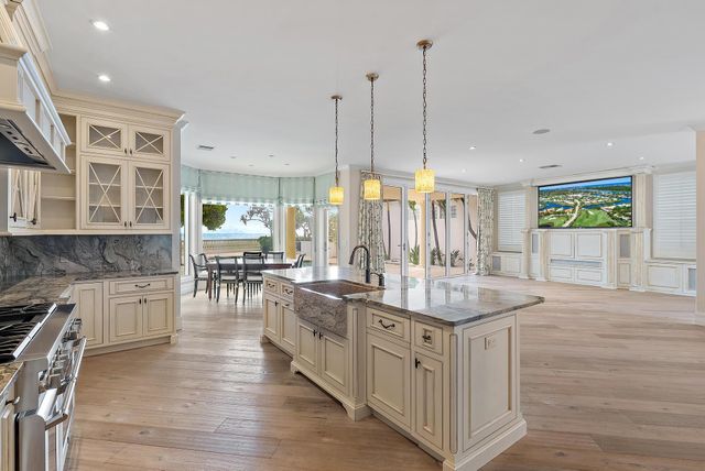 712 Ocean Drive, Juno Beach, FL 33408