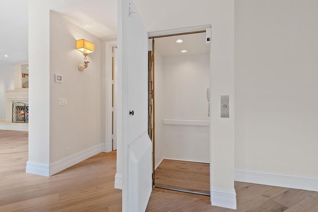 712 Ocean Drive, Juno Beach, FL 33408