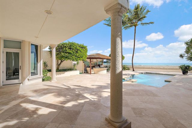 712 Ocean Drive, Juno Beach, FL 33408