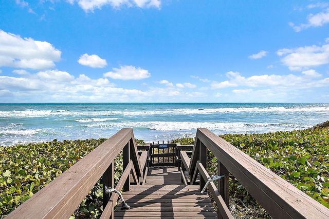 712 Ocean Drive, Juno Beach, FL 33408