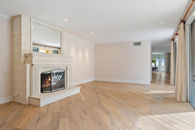 712 Ocean Drive, Juno Beach, FL 33408