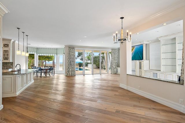 712 Ocean Drive, Juno Beach, FL 33408