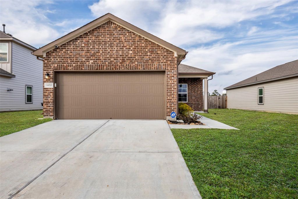 1172 Cypress Lane, Dayton, TX 77535