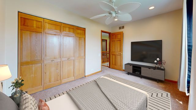 1657 Fairport Drive, Grayslake, IL 60030