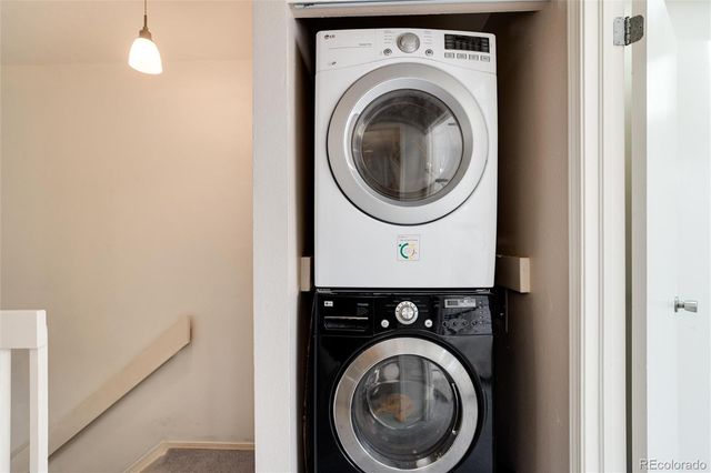 9661 W Chatfield Avenue B, Littleton, CO 80128