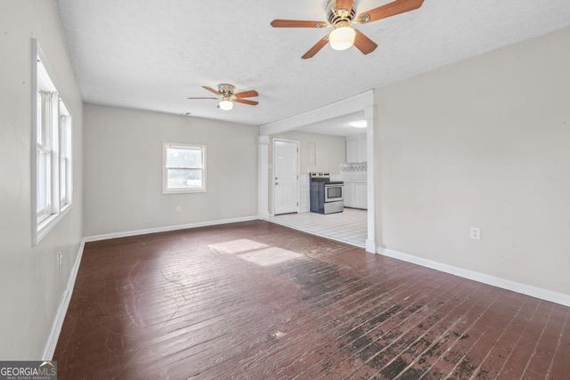 75 Lake Street, Jefferson, GA 30549