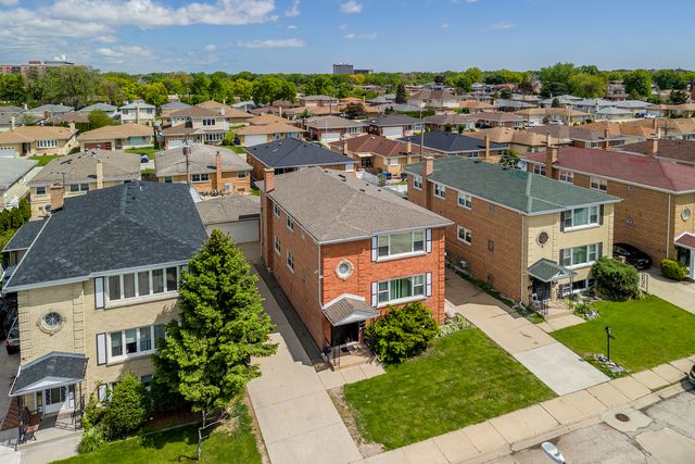 8312 W Summerdale Avenue 2, Chicago, IL 60656