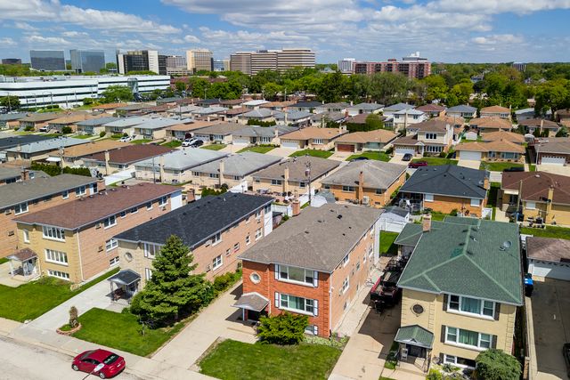 8312 W Summerdale Avenue 2, Chicago, IL 60656