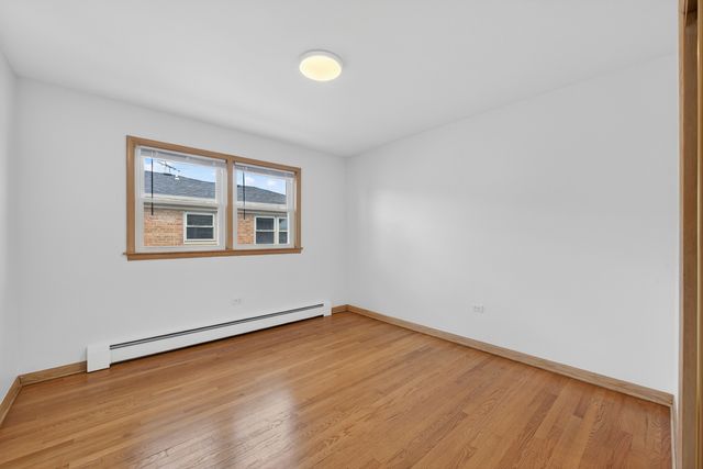 8312 W Summerdale Avenue 2, Chicago, IL 60656