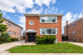 8312 W Summerdale Avenue 2, Chicago, IL 60656