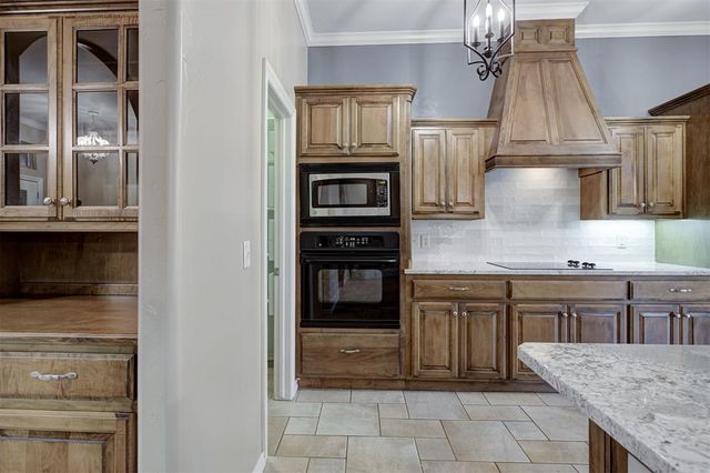 21480 Plum Grove, Edmond, OK 73012