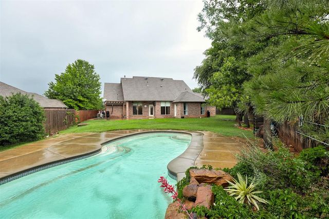 21480 Plum Grove, Edmond, OK 73012