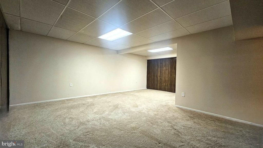 Image 32 of property listing at 17736 TOPFIELD DR #4-D, Gaithersburg, MD 20877