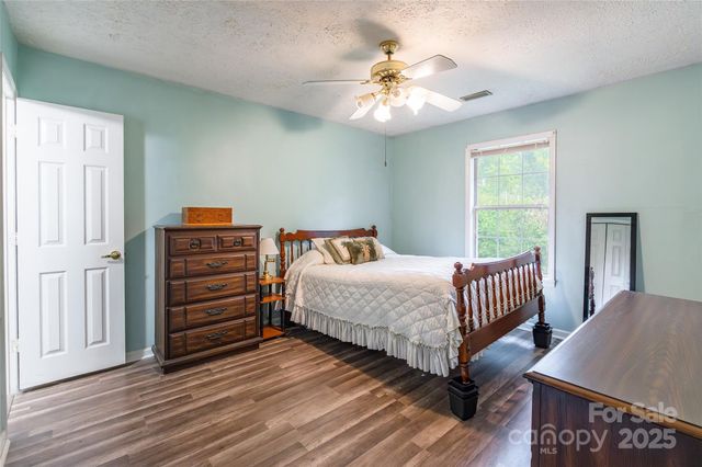 1098 Farm Pond Lane, Rock Hill, SC 29732