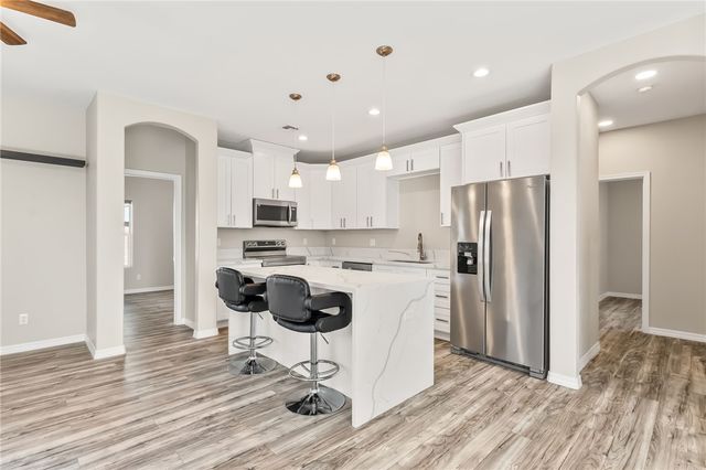 1723 E Sugar Bush Place, Fort Mohave, AZ 86426