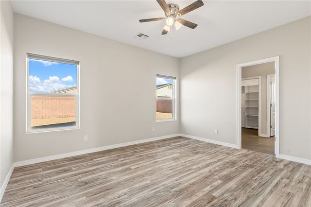 1723 E Sugar Bush Place, Fort Mohave, AZ 86426