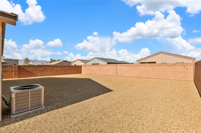 1723 E Sugar Bush Place, Fort Mohave, AZ 86426