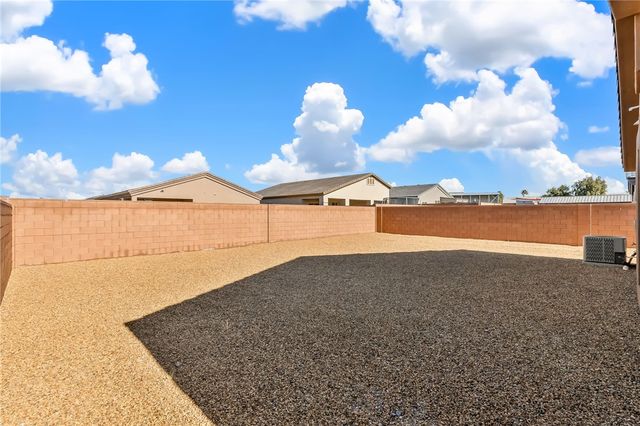 1723 E Sugar Bush Place, Fort Mohave, AZ 86426