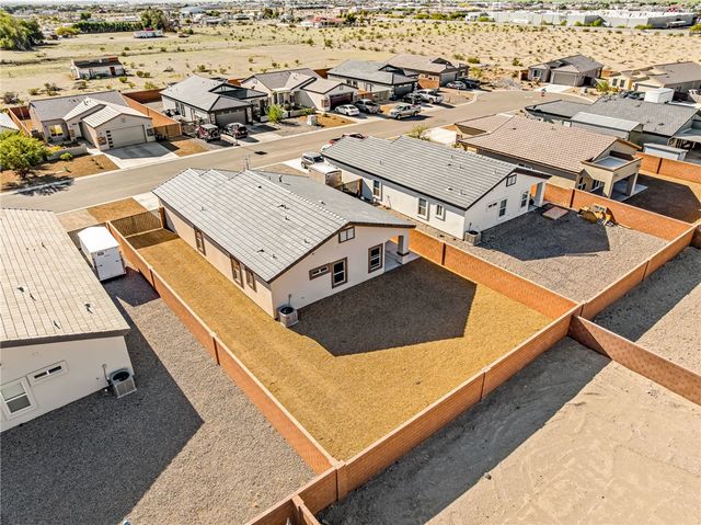 1723 E Sugar Bush Place, Fort Mohave, AZ 86426