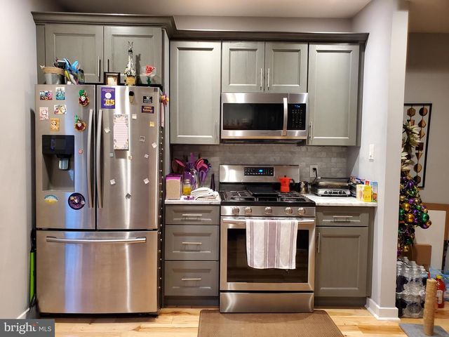 2619 MANTON ST, Philadelphia, PA 19146