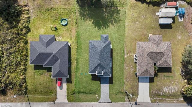 2607 57th ST W, Lehigh Acres, FL 33971