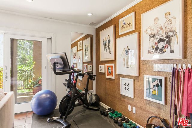 6203 Temple Hill Drive, Los Angeles, CA 90068