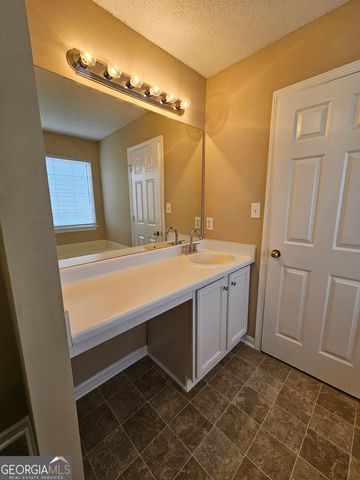 3081 Regal Drive, Mcdonough, GA 30253