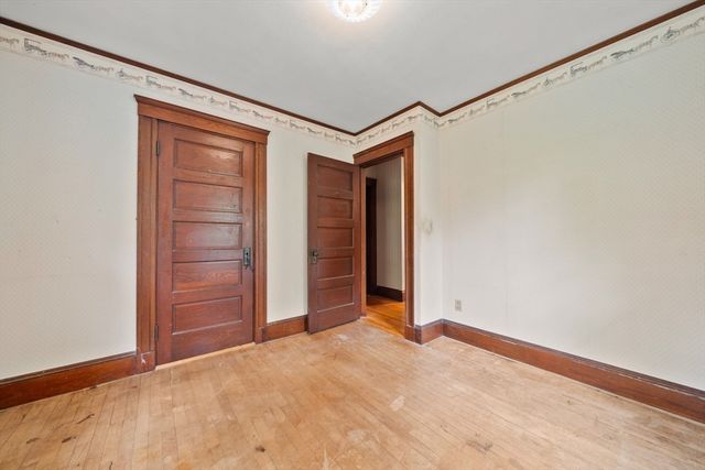 5 Ingalls St, Woburn, MA 01801