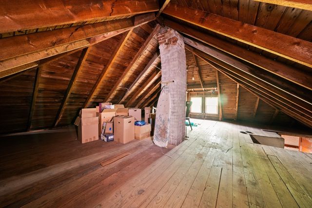 5 Ingalls St, Woburn, MA 01801