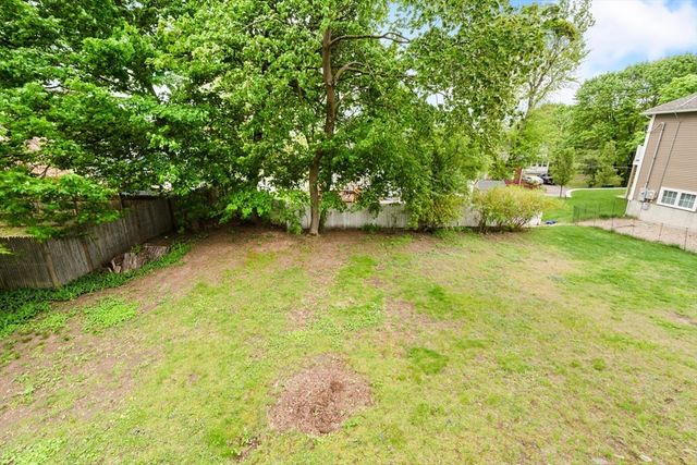 5 Ingalls St, Woburn, MA 01801