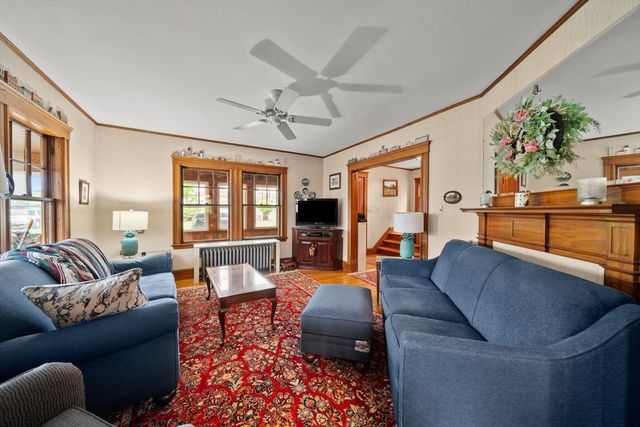 5 Ingalls St, Woburn, MA 01801