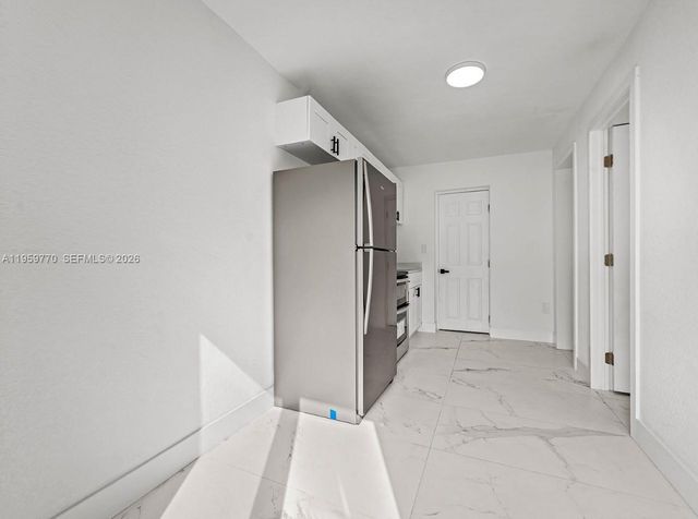 921 NW 22nd Ct 2, Miami, FL 33125