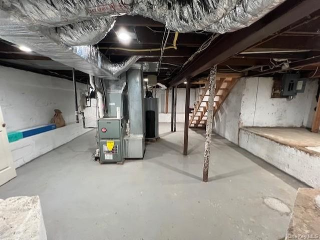 349 N 4th Street, Lindenhurst, NY 11757