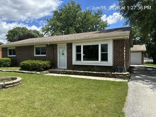 651 Central Avenue, Matteson, IL 60443