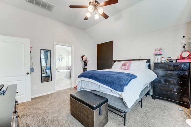 9902 Smokey Quartz Lane, Rosharon, TX 77583