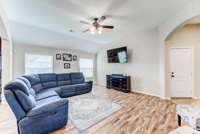 9902 Smokey Quartz Lane, Rosharon, TX 77583