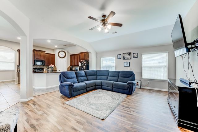 9902 Smokey Quartz Lane, Rosharon, TX 77583