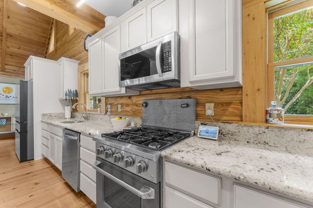 445 Carol Street, Charleston, SC 29412