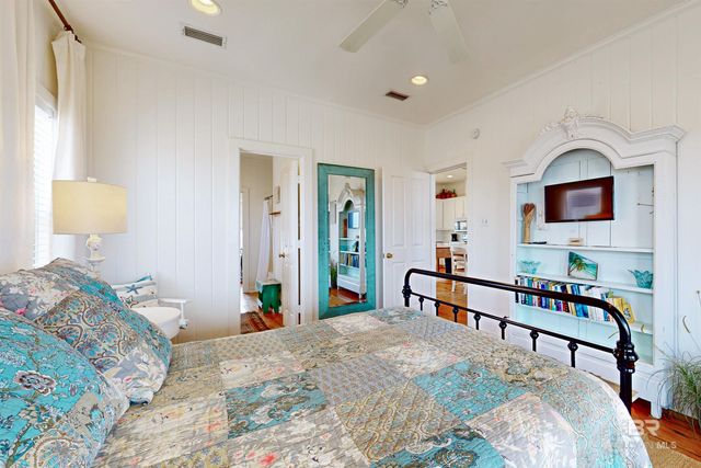 2360 ISLAND SHORES Drive, Dauphin Island, AL 36528