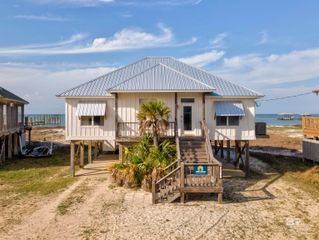 2360 ISLAND SHORES Drive, Dauphin Island, AL 36528