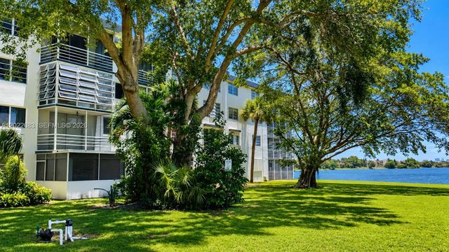 447 NE 195th Street 117, Miami, FL 33179