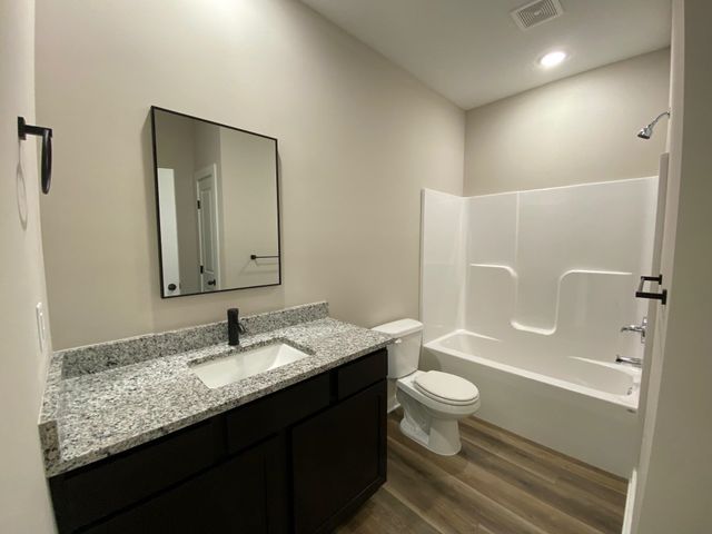5501 N Bressler Dr, Park City, KS 67219