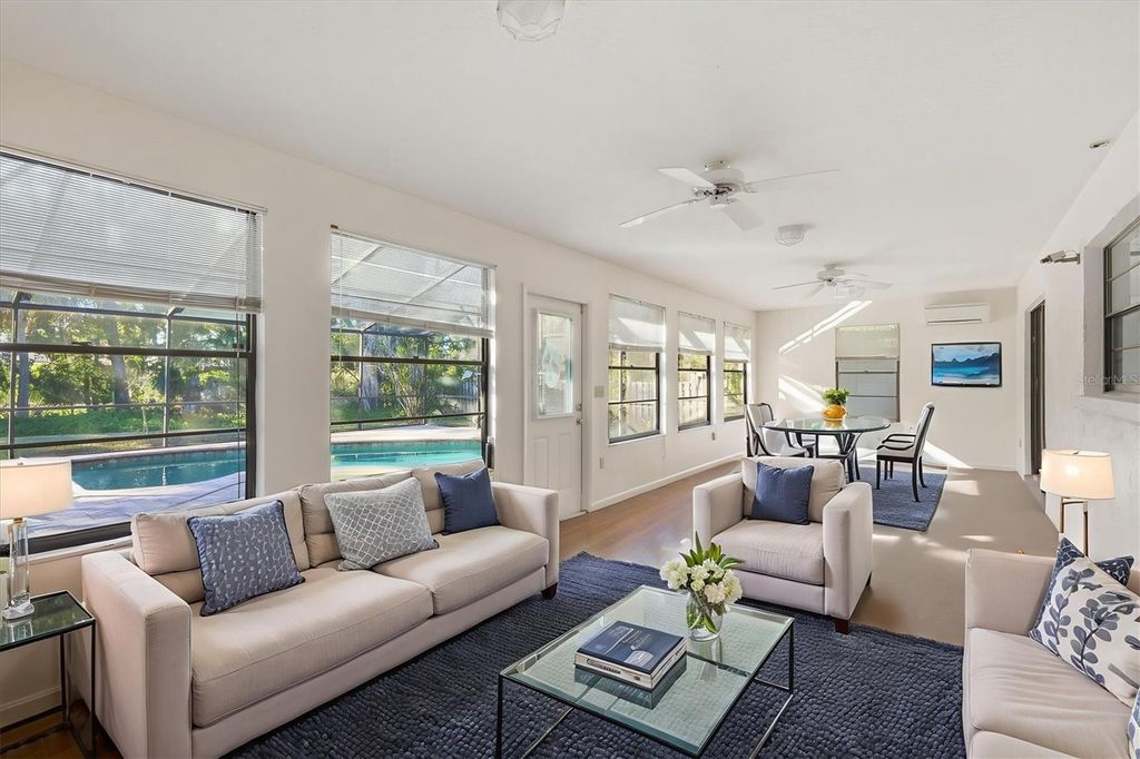 Image 31 of property listing at 4922 29TH LN E, Bradenton, FL 34203