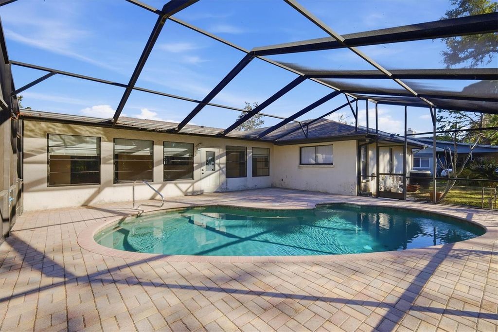 Image 35 of property listing at 4922 29TH LN E, Bradenton, FL 34203