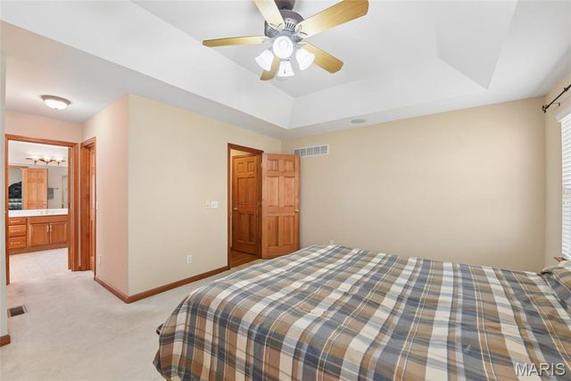 3201 Bear Tracks Drive, Wentzville, MO 63385