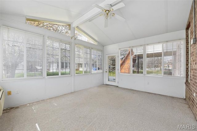 3201 Bear Tracks Drive, Wentzville, MO 63385