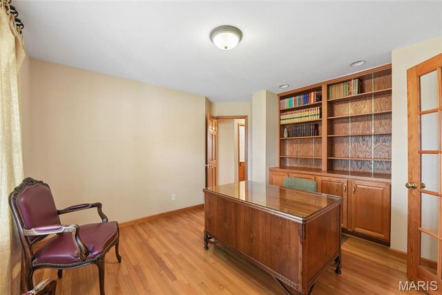 3201 Bear Tracks Drive, Wentzville, MO 63385